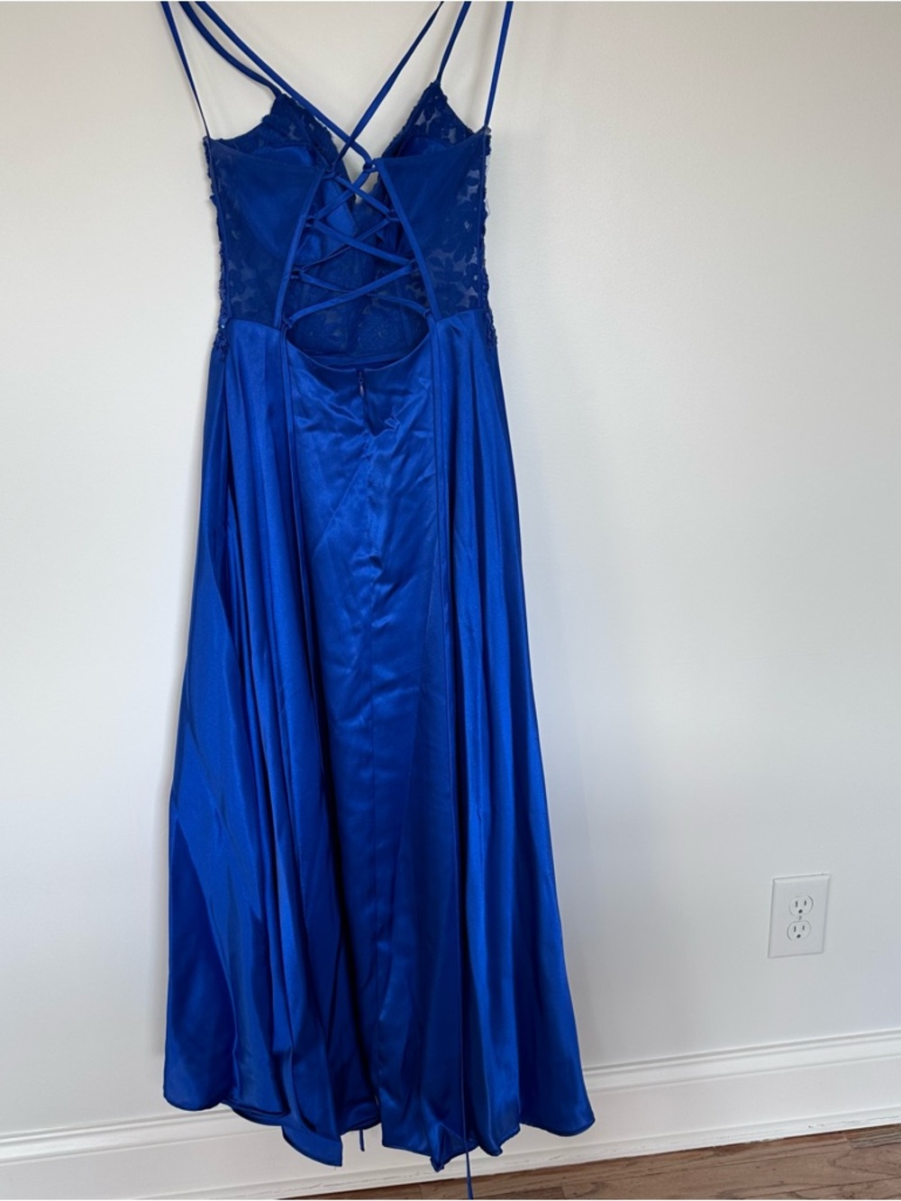 Blondie Nites Royal Blue Sequin Prom Dress Size 5 (short) - Picture 2 of 4